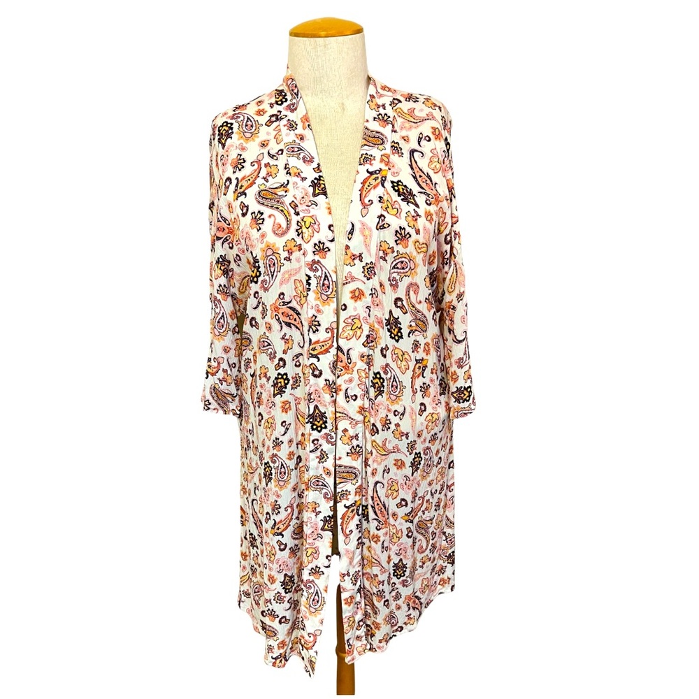 Jessica Simpson Maternity Kimono